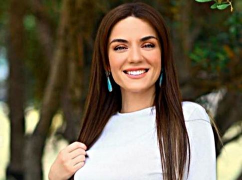 Βάσω Λασκαράκη : Έχεις δει τον πεθερό της; (Photos)