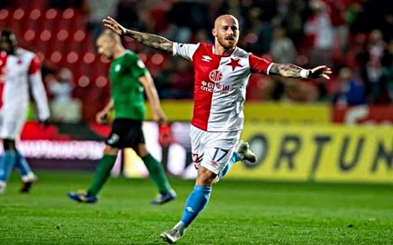 «Θέλει επιστροφή Στοχ η Σλάβια»