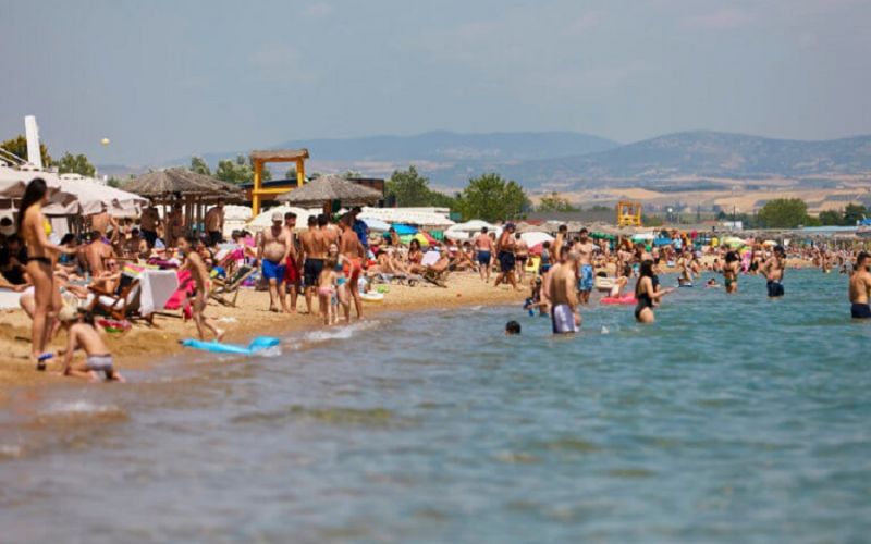 Ώρα για παραλία: Στα ύψη και σήμερα το θερμόμετρο