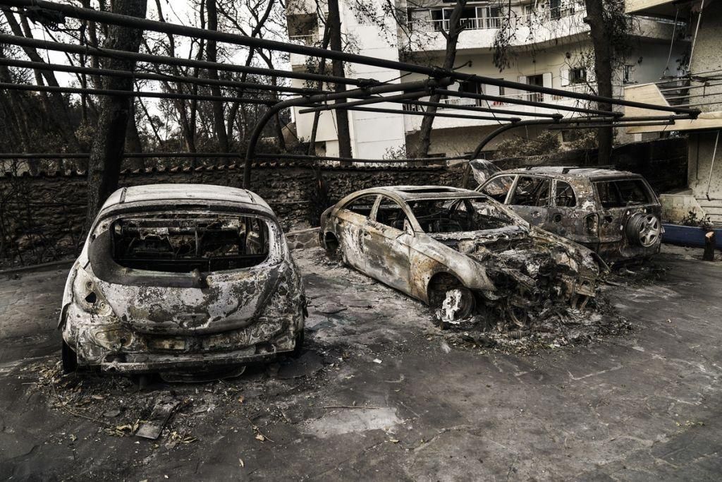 Μάτι Ωρα μηδέν: «Ηταν σαν πόλεμος» – Συγκινούν οι περιγραφές των κατοίκων