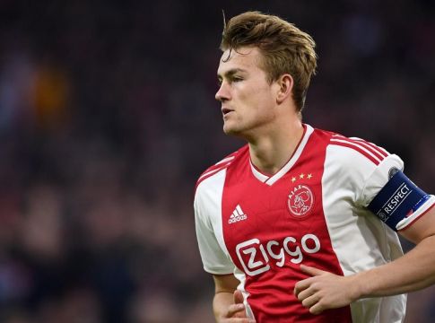 «Παγώνει» η μεταγραφή του Ντε Λιχτ στη Γιουβέντους