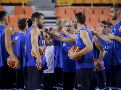 Μπαίνουν στις προπονήσεις της Εθνικής όλοι οι διεθνείς