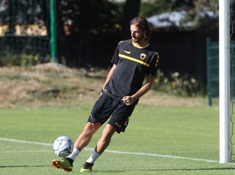 ΑΕΚ: Θλάση ο Οικονόμου, τρέχει για το πρώτο επίσημο ματς