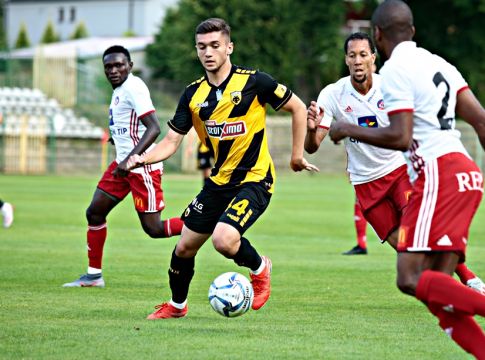 LIVE: ΑΕΚ – Τρέντσιν 1-2 (Τελικό)