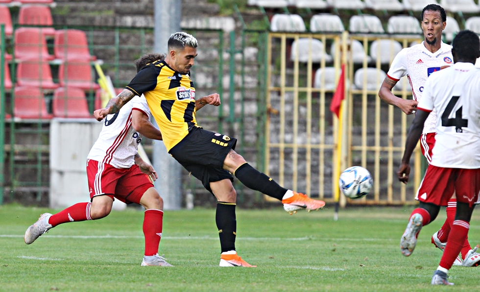 ΑΕΚ – Τρέντσιν 1-2