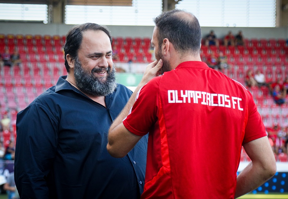 Ολυμπιακός: Δίπλα στην ομάδα ο Βαγγέλης Μαρινάκης (pics)