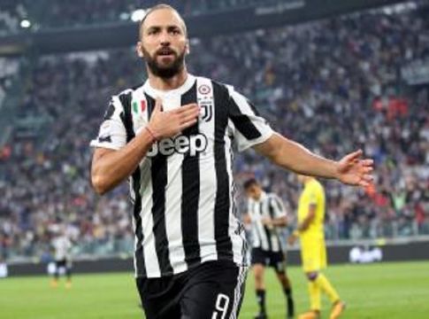 Η Ρόμα συμφώνησε με Γιουβέντους, ο Ιγκουαΐν «αντιστέκεται»