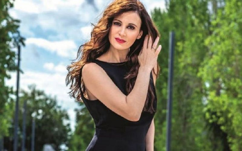 Αγγελική Λάμπρη: Δείτε την με μαγιό και χωρίς ρετούς στα 44 της και θα τρίβετε τα μάτια σας
