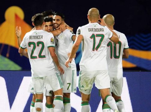 Ελέφαντες και αλεπούδες σε αγώνα χωρίς αύριο