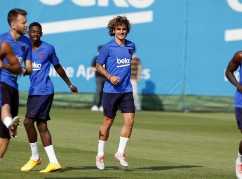 Η… επεισοδιακή πρώτη προπόνηση του Γκριεζμάν στην Μπαρτσελόνα (vid)