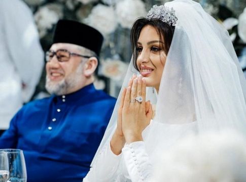Ο τέως βασιλιάς της Μαλαισίας χώρισε την πρώην «Μις Μόσχα»
