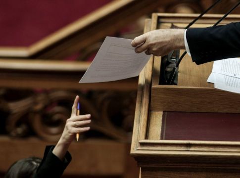 Αυτά είναι τα νομοσχέδια που καταθέτει άμεσα η κυβέρνηση