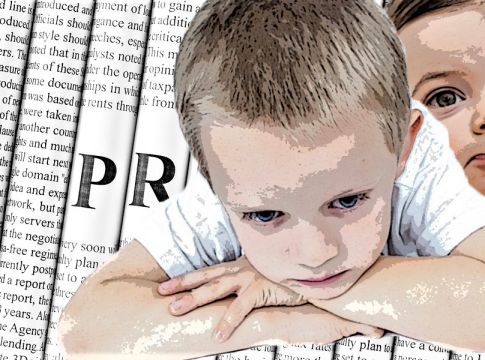 Ποιος τα μάλωσε τα παιδιά;