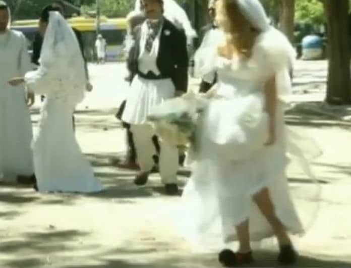Σμαράγδα Καρύδη: Έτρεχε στο δρόμο με το νυφικό! Έγινε ο γάμος με τον Θοδωρή Αθερίδη;