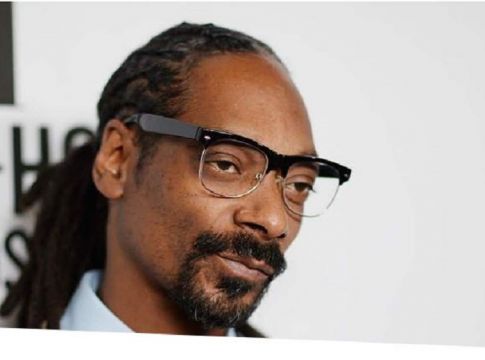 Ο Snoop Dogg απαιτεί ίσες αμοιβές για την Εθνική Ομάδα Γυναικών των ΗΠΑ