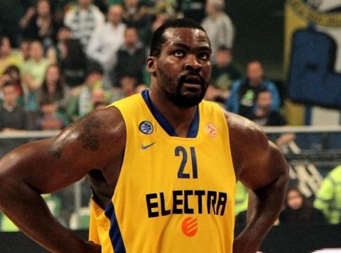 Μακάμπι: «Σοφοκλή συγχαρητήρια για την επιστροφή σου στη δράση» (pic)