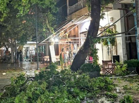 Σε κατάσταση έκτακτης ανάγκης κηρύχθηκε η Χαλκιδική – Φωτογραφίες και βίντεο-σοκ (vids, pics)