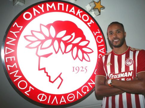 Για να αξιοποιήσει τον δημιουργικό οίστρο των συμπαικτών του…