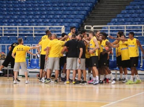 ΑΕΚ: Πρώτη προπόνηση για τη νέα σεζόν