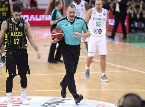 Οι διαιτητές της πρεμιέρας της Εθνικής στο Παγκόσμιο