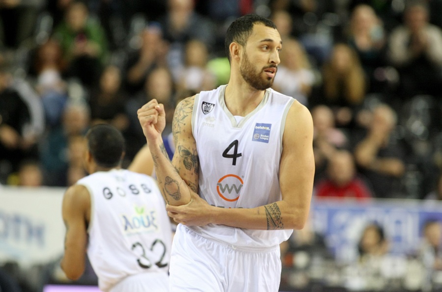 Το βίντεο – αφιέρωμα του BCL στον Χρυσικόπουλο (vid) | to10.gr Το βίντεο – αφιέρωμα του BCL στον Χρυσικόπουλο (vid) | to10.gr