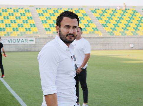 «Ντόπες» Καρυπίδη στους παίκτες