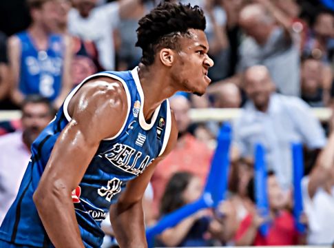 Παραλίγο… σύρραξη μεταξύ Γιάννη και Ρόχας (vid)