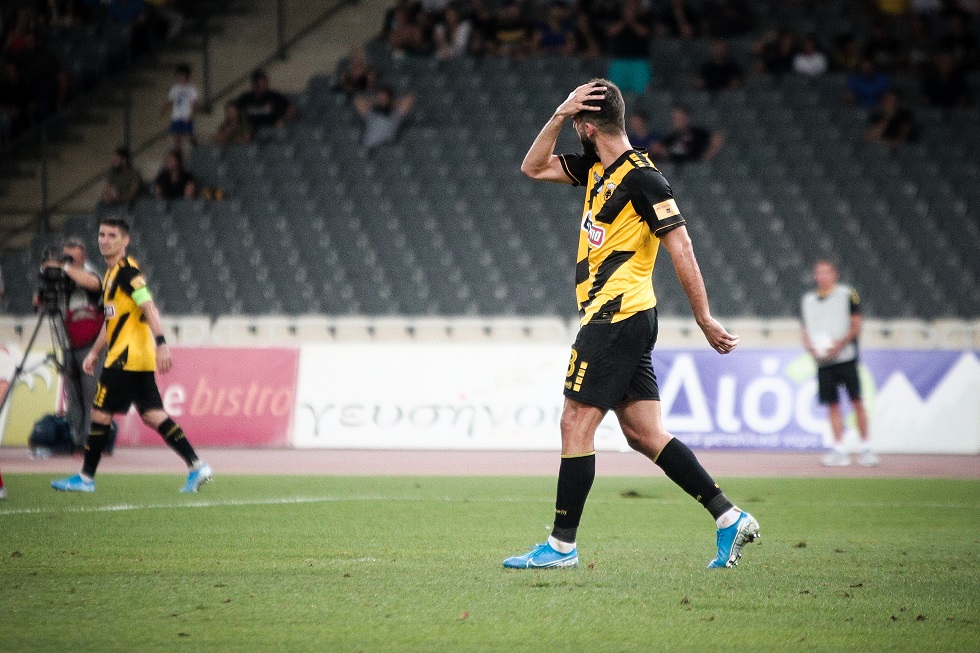 Γκολ από τον Ολιβέιρα (1-2), κράξιμο από τον κόσμο! (vid) | to10.gr Γκολ από τον Ολιβέιρα (1-2), κράξιμο από τον κόσμο! (vid) | to10.gr