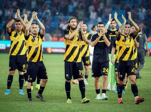 Original: «Αυτή την ΑΕΚ θέλουμε να βλέπουμε» (pic)