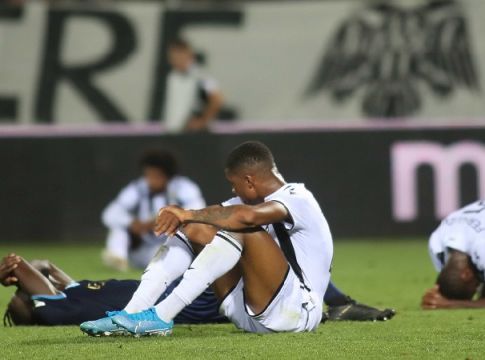 «Βράζει» ο κόσμος του ΠΑΟΚ μετά τον αποκλεισμό από την Σλόβαν (pics)