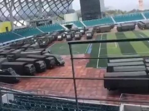 Γέμισε τανκς η Σενζέν (vids)