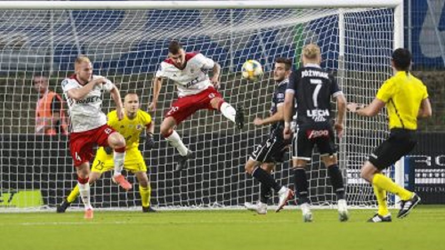 Μεγαλώνει το σερί με 1.81