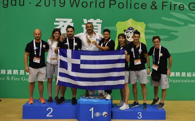 Χρυσό μετάλλιο ο Πετράκης, στο υψηλότερο σκαλί η Αθλητική Ένωση Αστυνομικών Ελλάδος