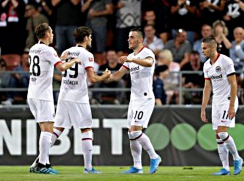 Το βάρος στο Κύπελλο η Άιντραχτ