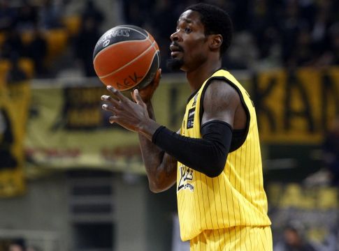 Στο ραντάρ της Παρτίζαν ο Μάνι Χάρις (pic)