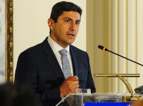 Αυγενάκης σε ομοσπονδία Μπάντμιντον: «Δίνετε το παράδειγμα»