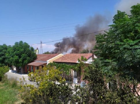 Μεγάλη φωτιά στην Κέρκυρα: Προς εκκένωση δύο χωριά – Σε εξέλιξη πέντε πύρινα μέτωπα σε όλη τη χώρα
