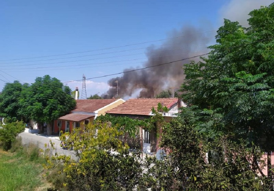 Μεγάλη φωτιά στην Κέρκυρα: Προς εκκένωση δύο χωριά – Σε εξέλιξη πέντε πύρινα μέτωπα σε όλη τη χώρα