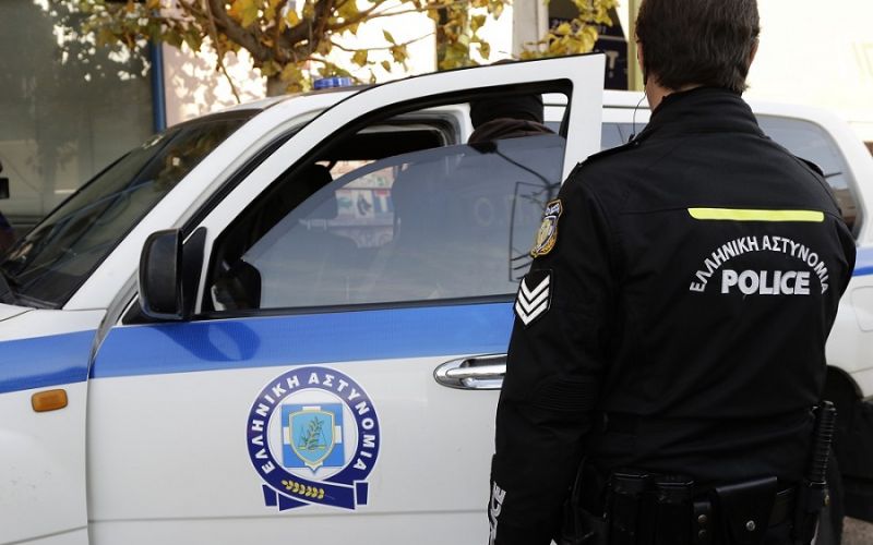 Νέα άγρια επίθεση σε εφοριακούς – Ιδιοκτήτης πιτσαρίας έσπασε το χέρι σε ελεγκτή