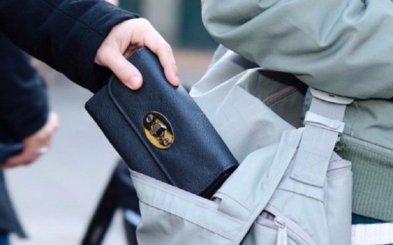 Συνελήφθη για κλοπή γνωστός παρουσιαστής