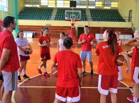 Ξεκίνησε την προετοιμασία της η ομάδα μπάσκετ γυναικών του Ολυμπιακού (pics)