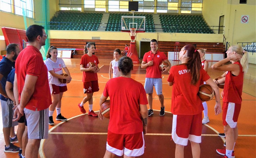 Ξεκίνησε την προετοιμασία της η ομάδα μπάσκετ γυναικών του Ολυμπιακού (pics)