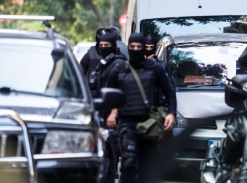 Φόβοι πολύ σοβαρών επεισοδίων στα Εξάρχεια – Φουντώνει η βεντέτα αστυνομικών – αναρχικών
