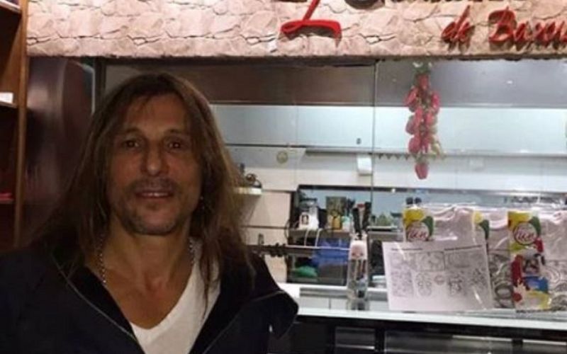 Η σύζυγος του Κανίγια κατηγορεί τη σύντροφό του ότι τον έχει συνέχεια… μαστουρωμένο