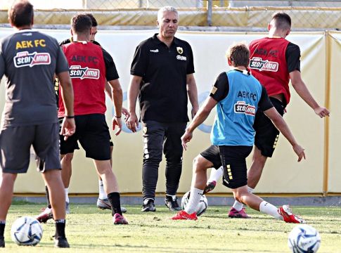 ΑΕΚ: Στο τραπέζι ξανά η τετράδα στην άμυνα