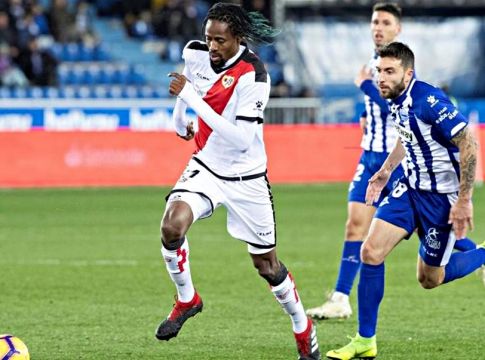 Η ΑΕΚ συζητά και για δανεισμό του Μπα