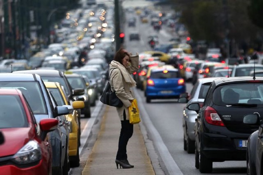 Απεργία: Μετ’εμποδίων οι μετακινήσεις την Τρίτη