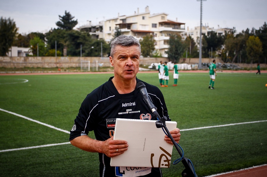 Βαζέχα: «Αν ήμουν στη θέση του Δώνη θα είχα δώσει ήδη το δελτίο στον Χατζηγιοβάνη»