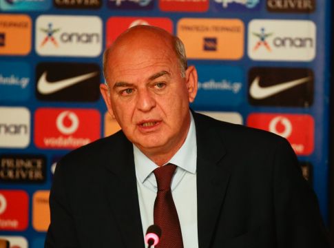 Γραμμένος: «Προτεραιότητα η αντιμετώπιση της βίας στα γήπεδα»