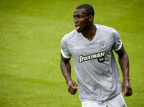 Ο Εσίτι κόντρα στον Νεϊμάρ!